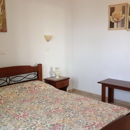 Golden Sun Apartments Arkasa Room photo